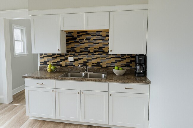 Photo - 1314 Lake Shore Blvd