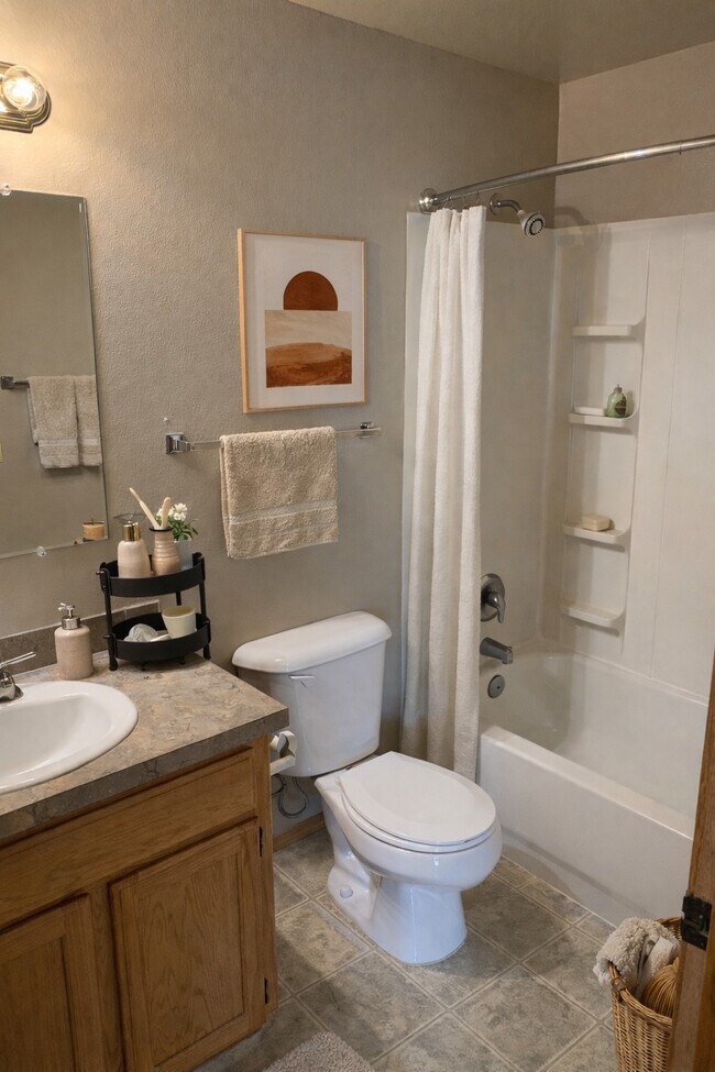 Photo - Cascade Village