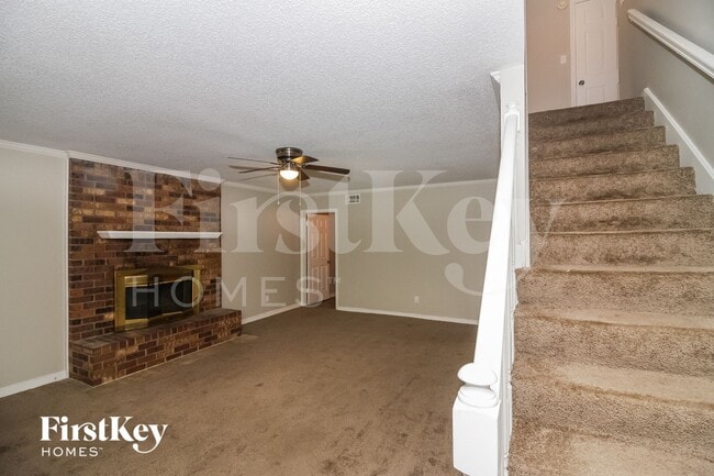 Photo - 6550 Fox Horn Pl