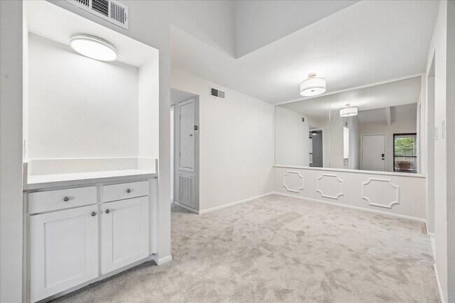 Photo - 5711 Sugar Hill Dr Unit 100