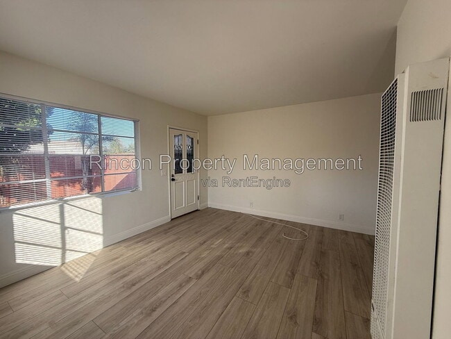 Photo - 451 S Olive St