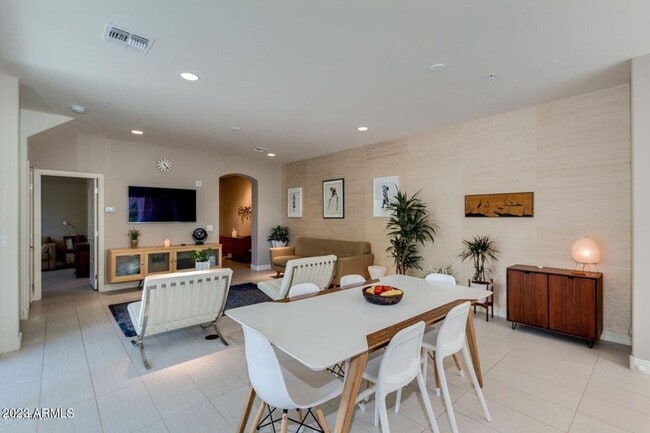 Photo - 3095 N Clanton St