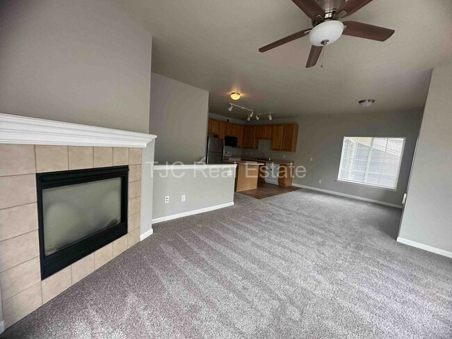 Photo - 8105 E 11th Ave