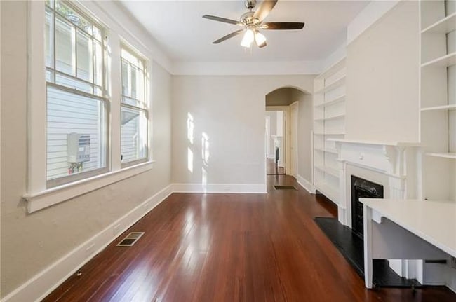 Photo - 7711 Sycamore St