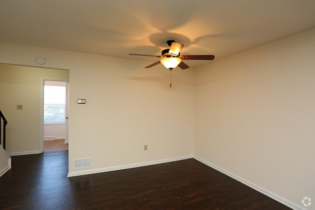 2 Bedroom - Dining Area
