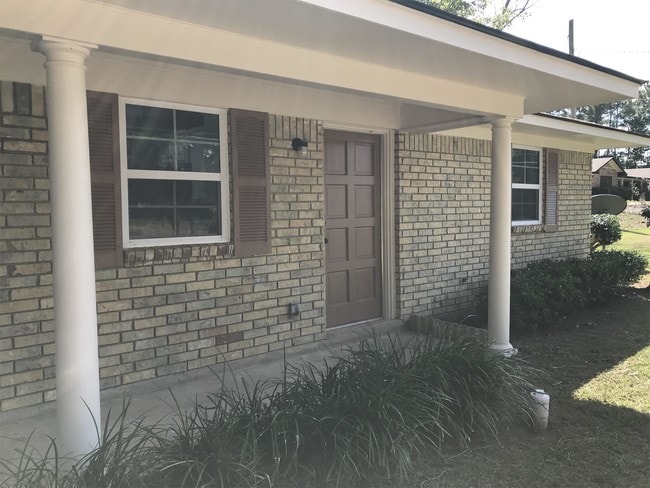 Photo - 1802 Goodwin Rd