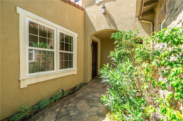 Photo - 66 Eclipse Casa