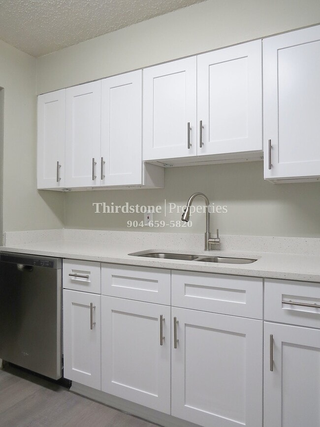 Photo - 5737 Carnation Rd