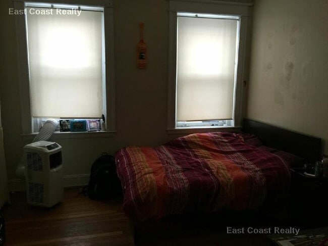 Photo - 221 Kelton St Unit 7