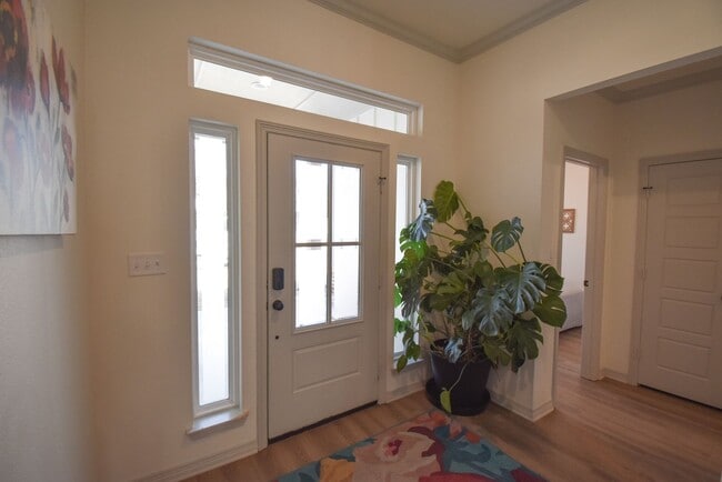 Photo - Available! Gorgeous 3 Bedroom 2 Bath in Tyler!
