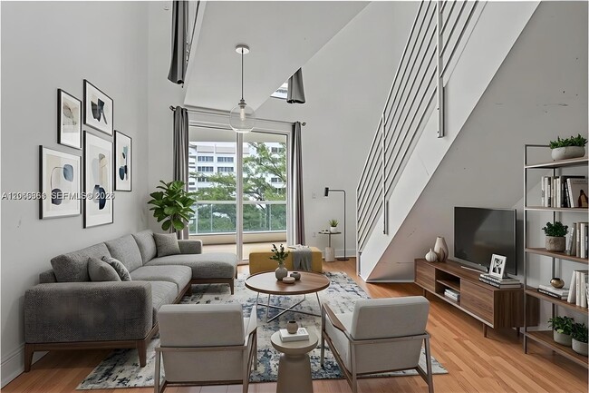 Building Photo - 6362 Collins Ave Unit 503