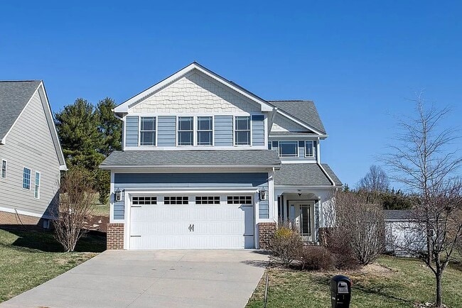 Building Photo - 361 Windsor Dr Rental