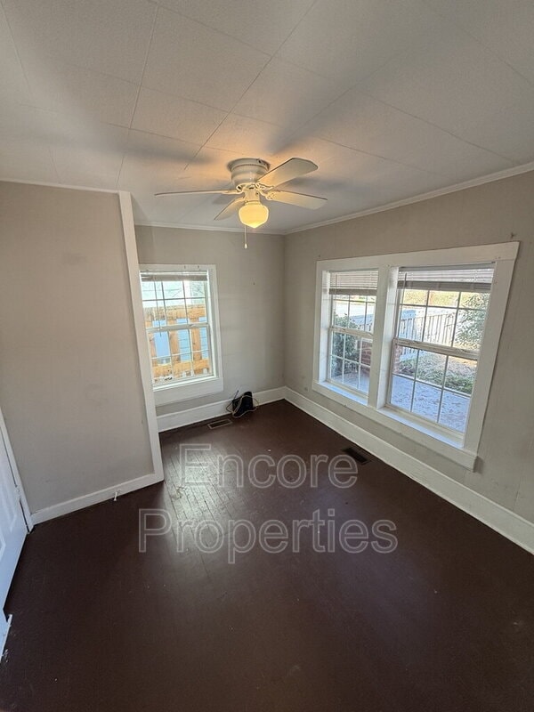 Photo - 1209 N Hyde Park Ave