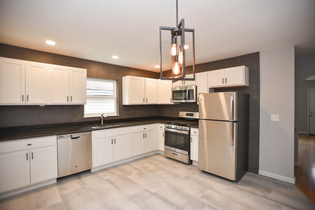 Photo - Zinsle Flats