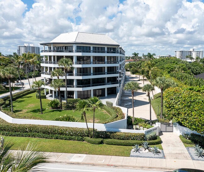 Building Photo - 120 S Ocean Blvd Unit 3b