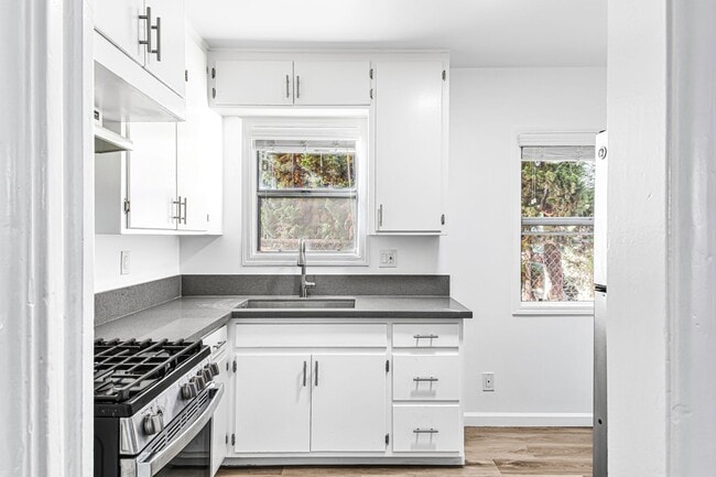 Photo - 1631 E 4th St Unidad 1635 - 3