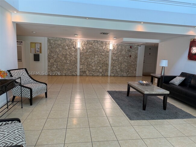 Photo - 140 Lakeview Dr Unit 209