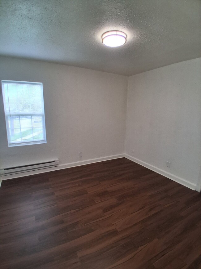 Photo - 1221 W Atkinson Ave