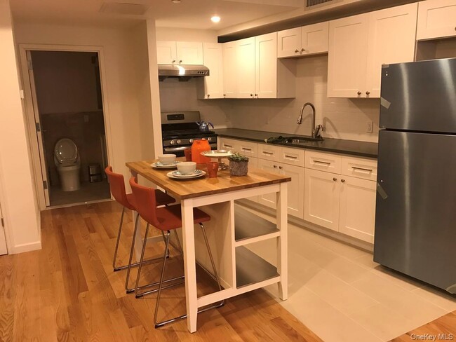 Photo - 135-17 Northern Blvd Unit 4G