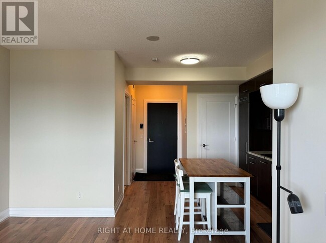 Photo - 5 Sheppard Ave E Unit 2518
