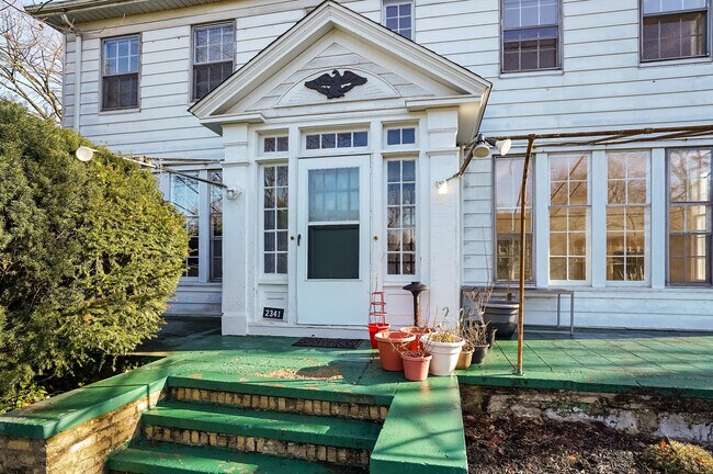 Photo - 2341 S Overlook Rd