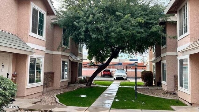 Photo - 1055 W 5th St Unit 21