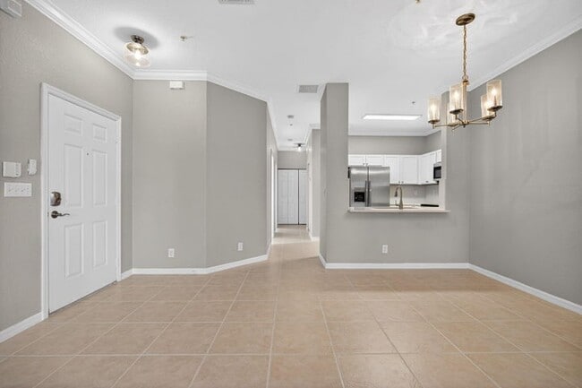 Photo - 160 Village Blvd