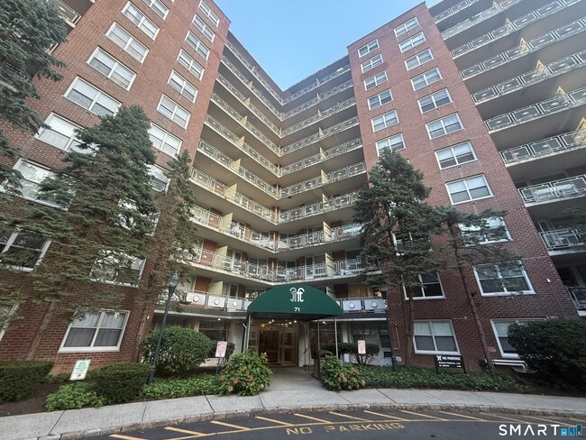 Building Photo - 71 Strawberry Hill Ave Unit 1107