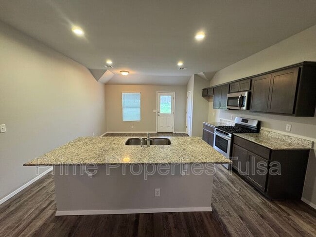 Photo - 3707 S 151st E Ave