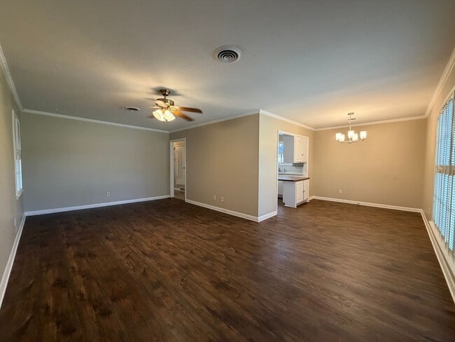 Photo - AVAILABLE NOW 2 BEDROOM 2 BATH DUPLEX IN TCU AREA