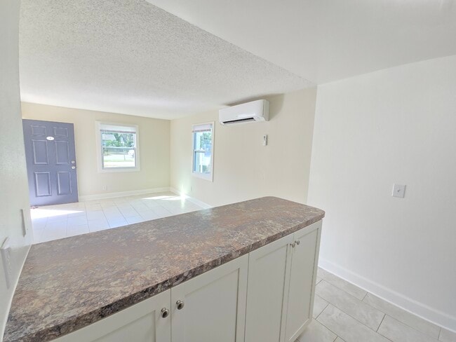 1 Bed/1 Bath Jr-Livingroom view, 1st Floor