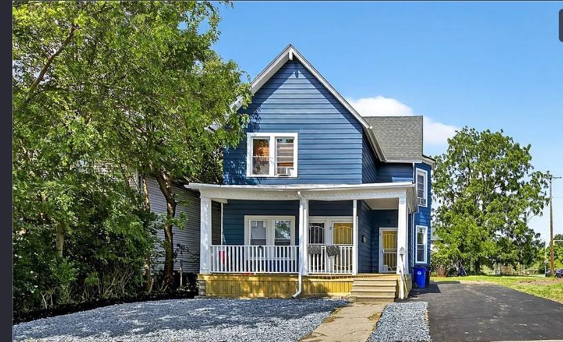 Photo - 3112 W 97th St