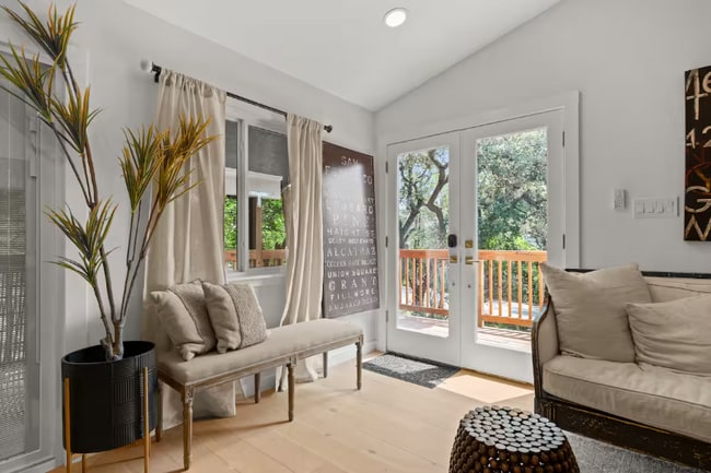 Photo - 3904 Highland Dr