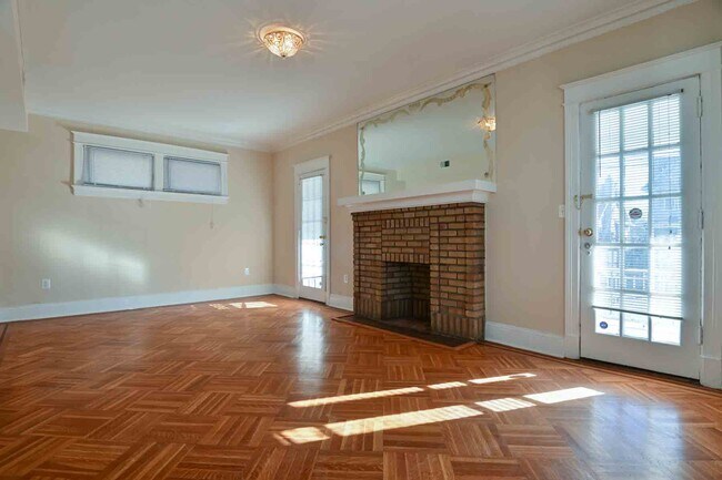 Photo - 1301 Gallatin St NW