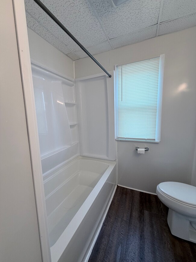 Photo - 116 W Woodland Ave