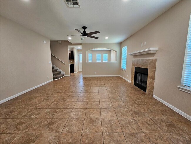 19001 Leigh Ln