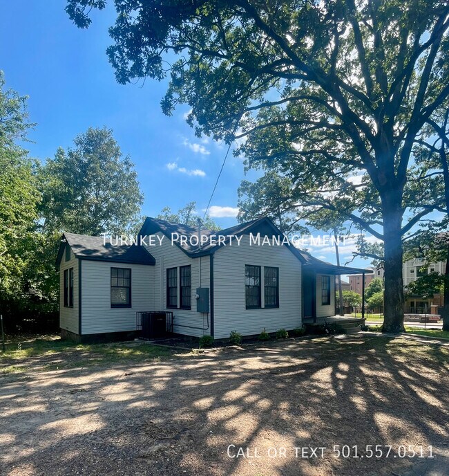 Photo - 3001 Fair Park Blvd