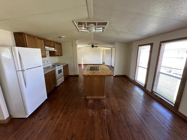 Photo - 10047 Wrangler Wy