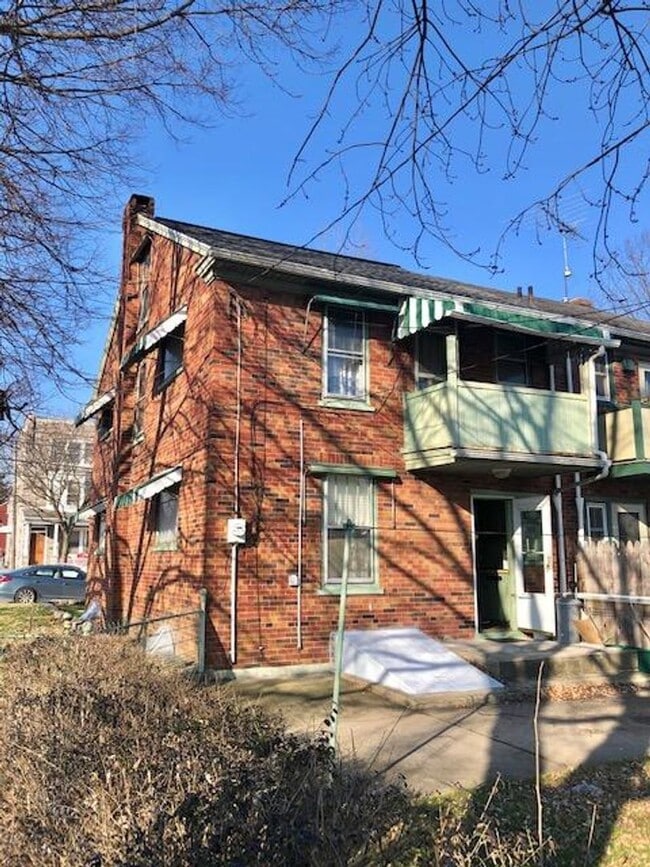 301 N Reservoir St
