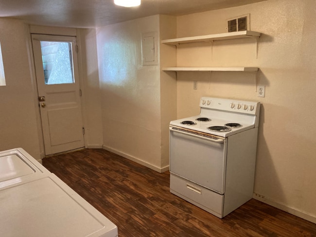 Photo - 630 E Boulder St Unit Lower