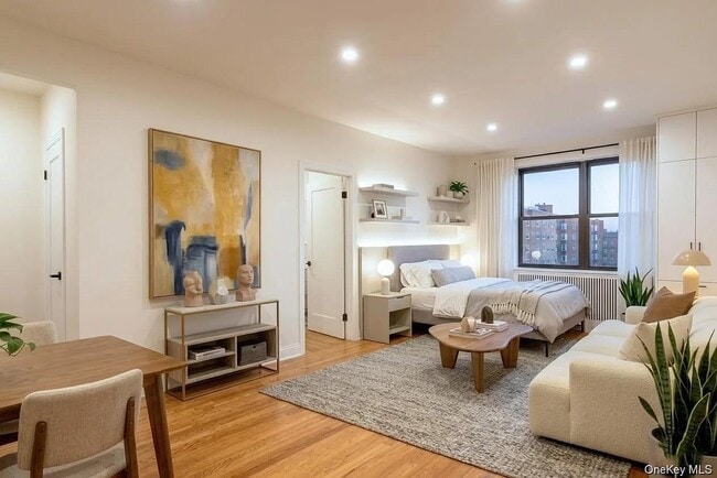 Photo - 98-76 Queens Blvd Unit 6L