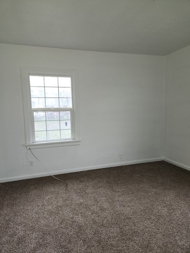 2325 Main St
