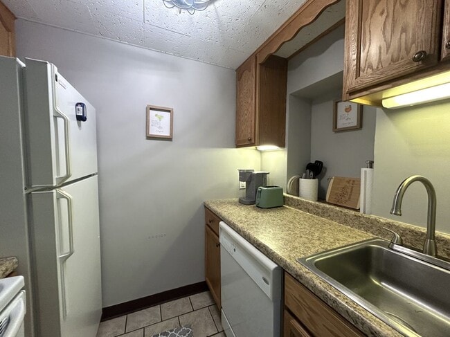 Cedar Lodge-205