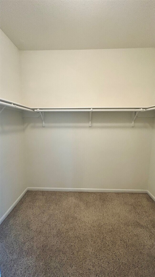 Photo - 2627 Hawthorn Park Ct