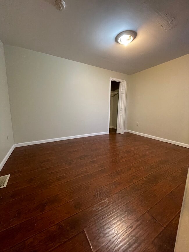 Photo - 316 W Gray St