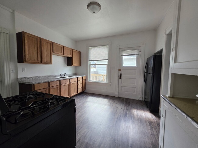 Photo - 1801 N Wisconsin St