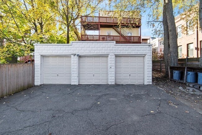 Photo - 17 Wyman St Unit 1