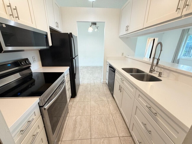 Photo - 8350 NW 46th St