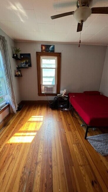 Photo - 931 Westcott St