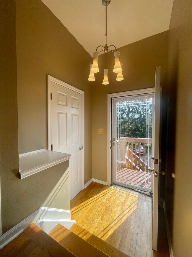 Photo - 23 Briarwood Way